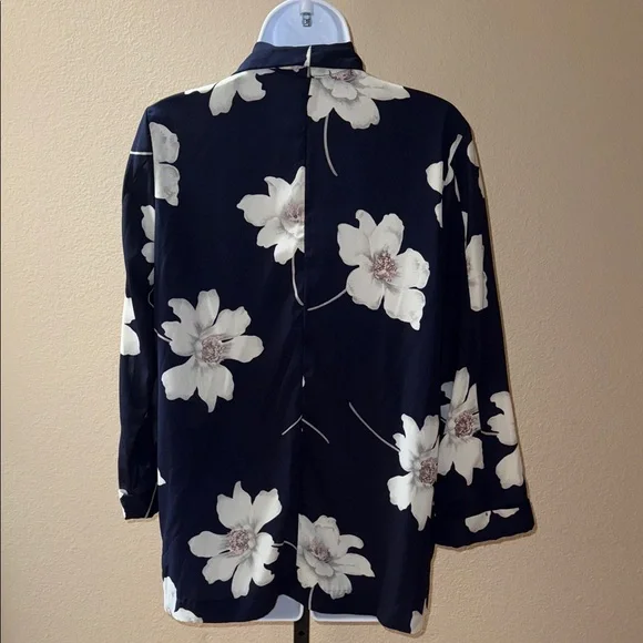 Sienna Sky Large Floral Navy Women's Open Blazer Jacket Women’s Size M - Picture 3 of 4